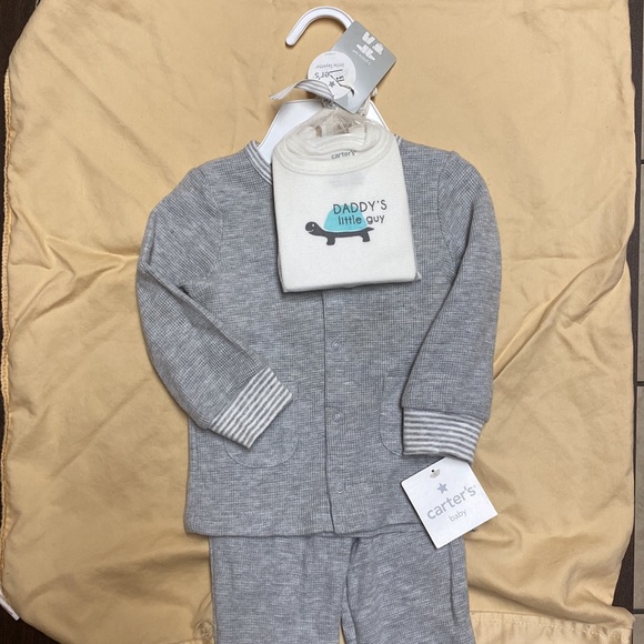 Carter’s - Picture 3 of 3